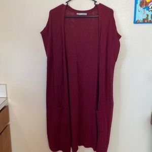 Red, long, knit Maurice’s vest with pockets!